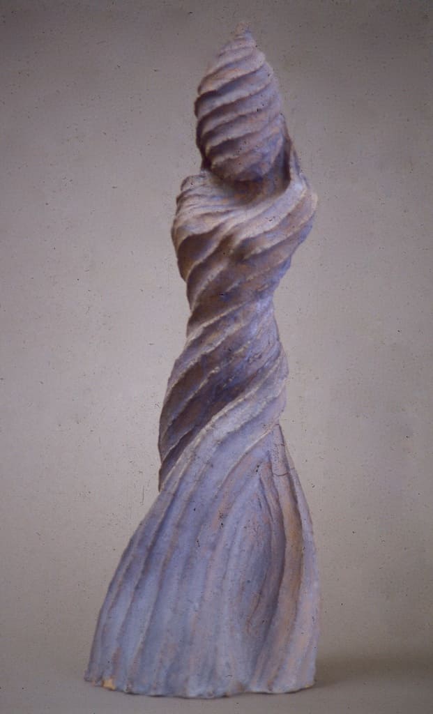 figure of magical woman with no arms